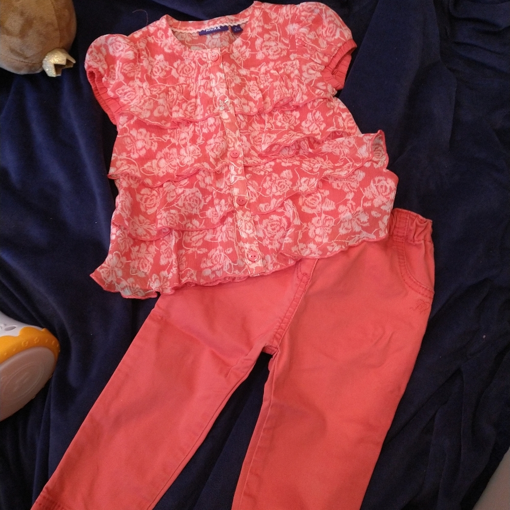 12-18m mexx coral pants and flowery blouse